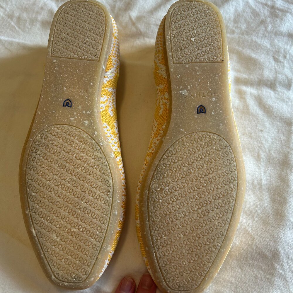Unworn Rothys Square Daisy - Retired Pattern! - image 4